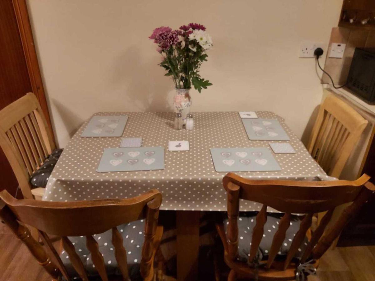 Lovely 2-Bed Cottage At The Foot Of The Mournes ニューリー エクステリア 写真