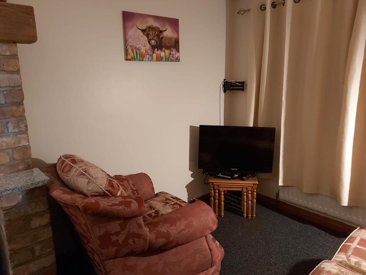 Lovely 2-Bed Cottage At The Foot Of The Mournes ニューリー エクステリア 写真