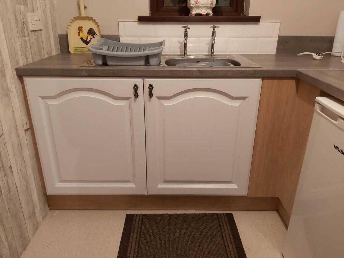 Lovely 2-Bed Cottage At The Foot Of The Mournes ニューリー エクステリア 写真